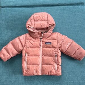 Patagonia Baby Hi-Loft down jacket. Size 6-12M. EUC.